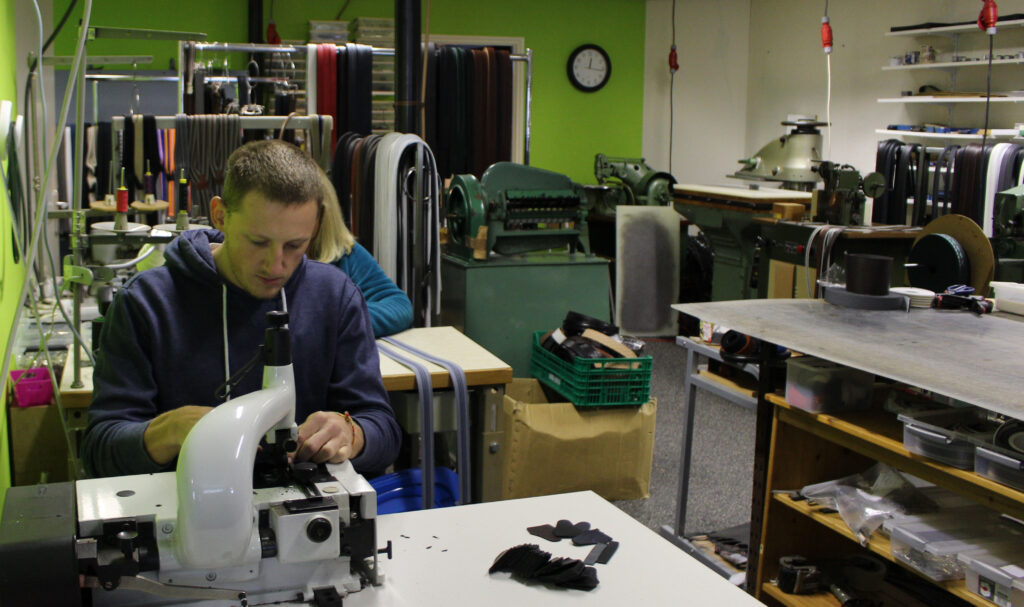 Onze bretels uit de fabriek